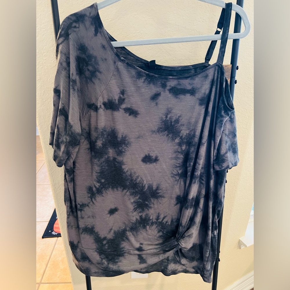 Torrid Tie-Dye Cold Shoulder Top - Picture 1 of 8